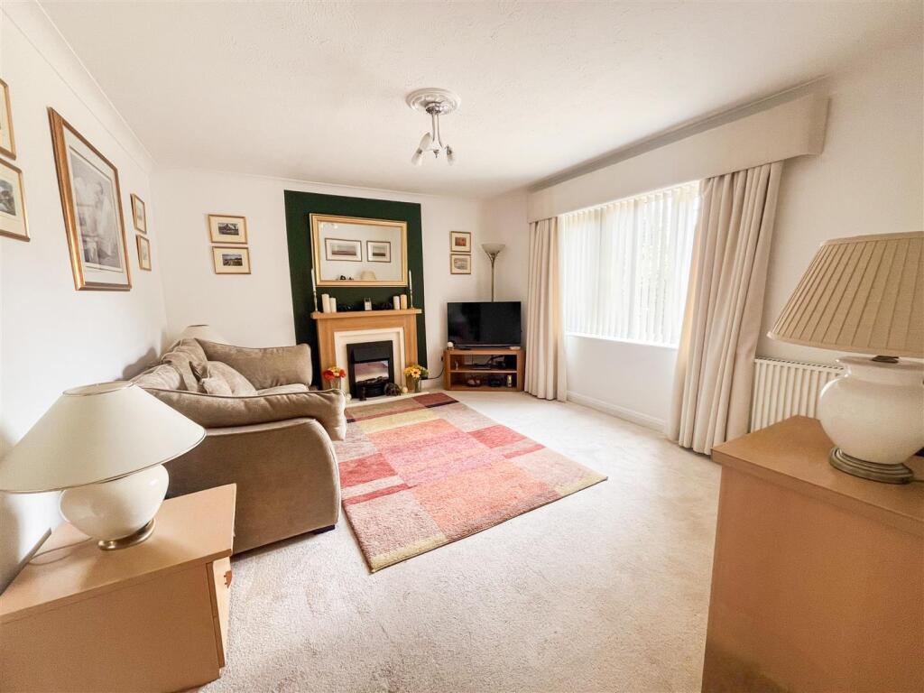 Apartment in Wealden, Sandy Cross, Heathfield and Waldron - View 2