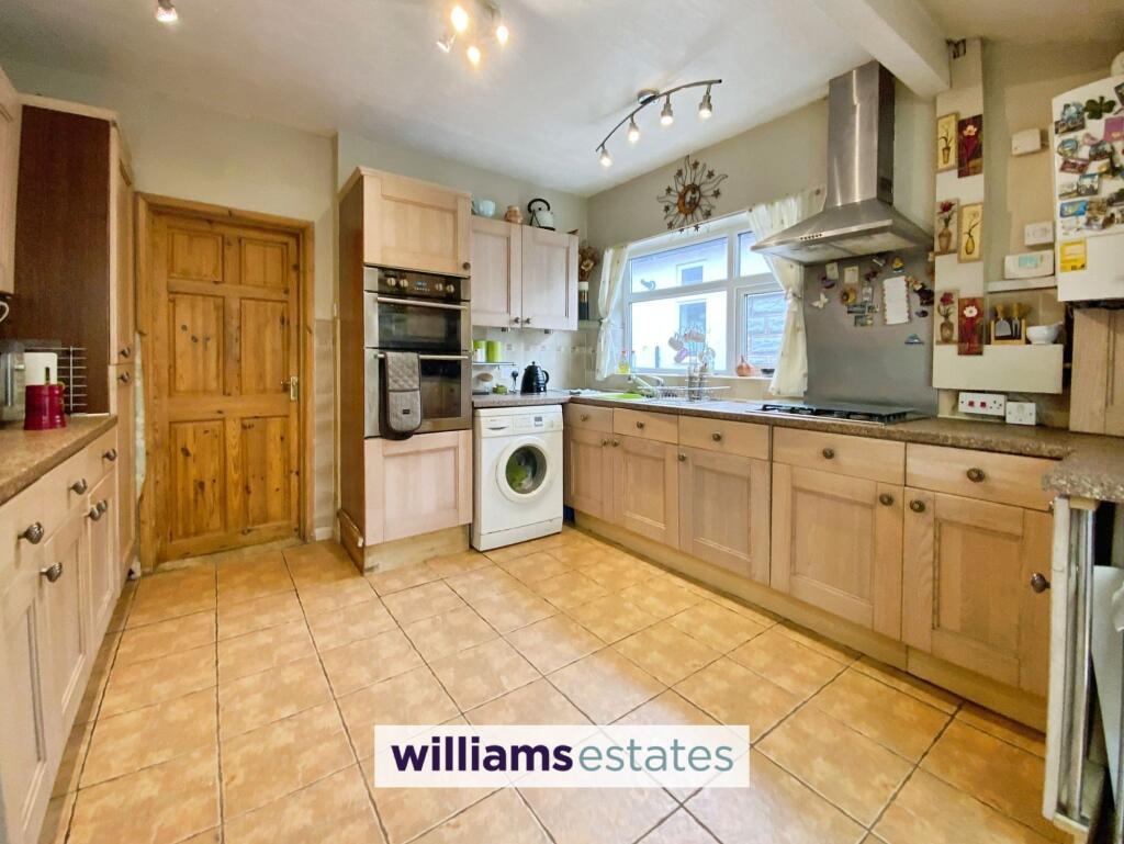 Alexandra Drive, Prestatyn, LL19 photo 3