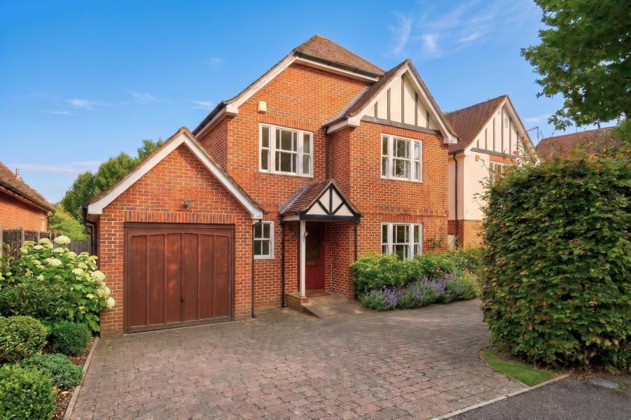 Main image of property: Horsell, Surrey, GU21