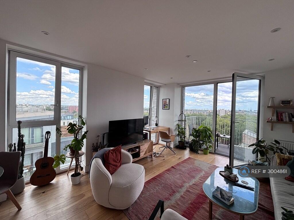 Main image of property: Emily St, London, E16