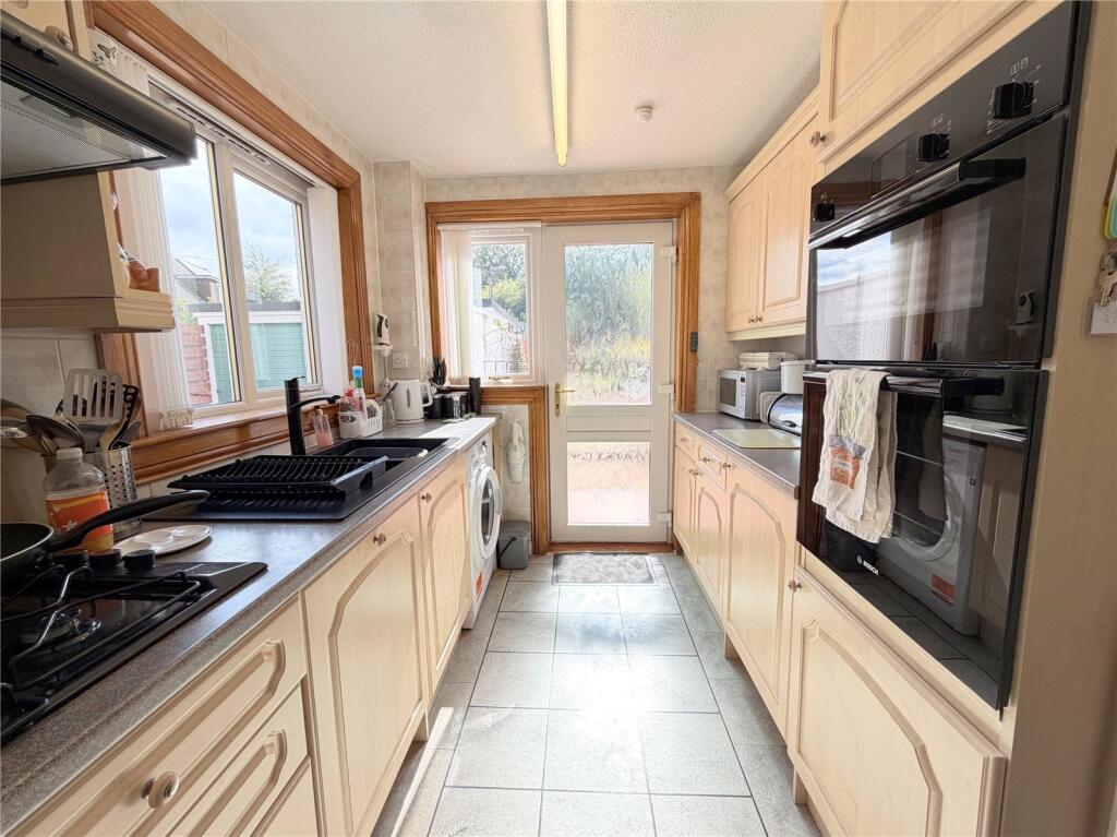 36 Drakies Avenue, Inverness, IV2 photo 4