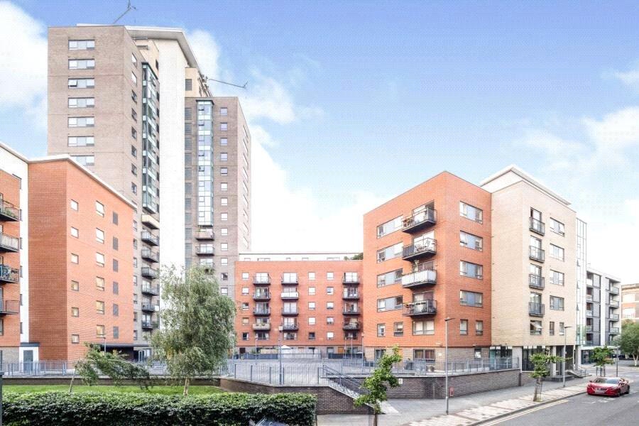 Main image of property: Cam Road, London, E15