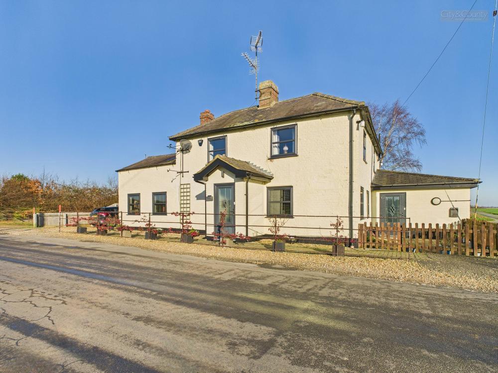 4-bed detached on School Road, Marshland St. James, Wisbech, £485,000