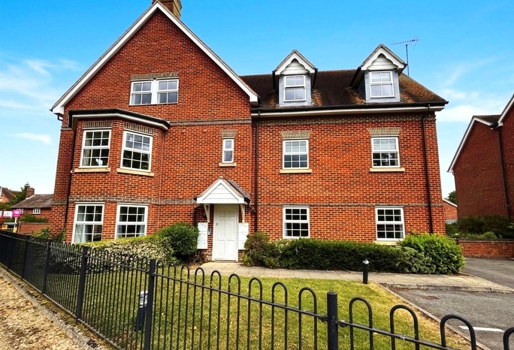 Main image of property: Phoenix Court, Thame