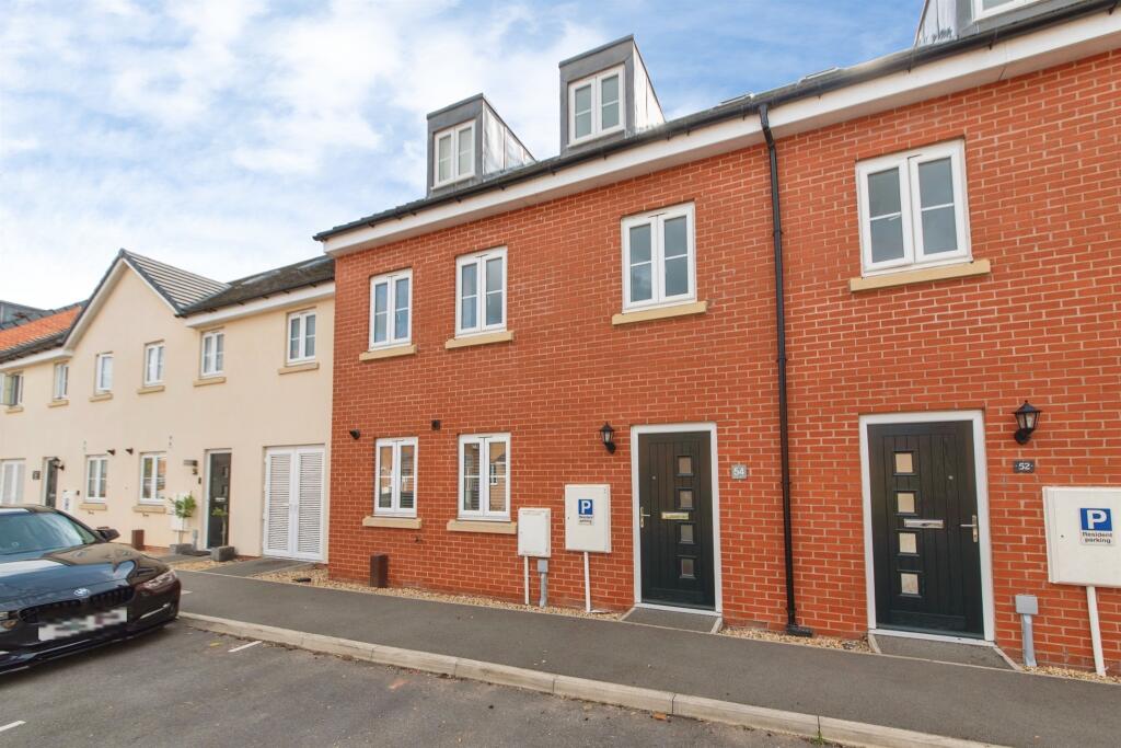 House in Peterborough - View 4