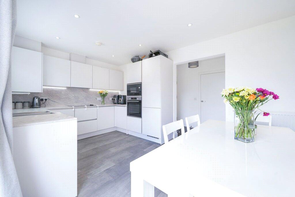 House in Watford - View 5