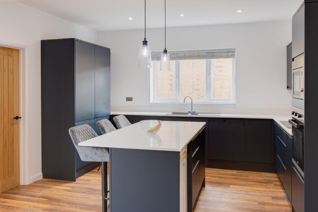 House in Bromsgrove - View 4