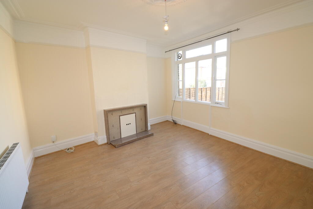 House in Southend-on-Sea, Essex - View 5