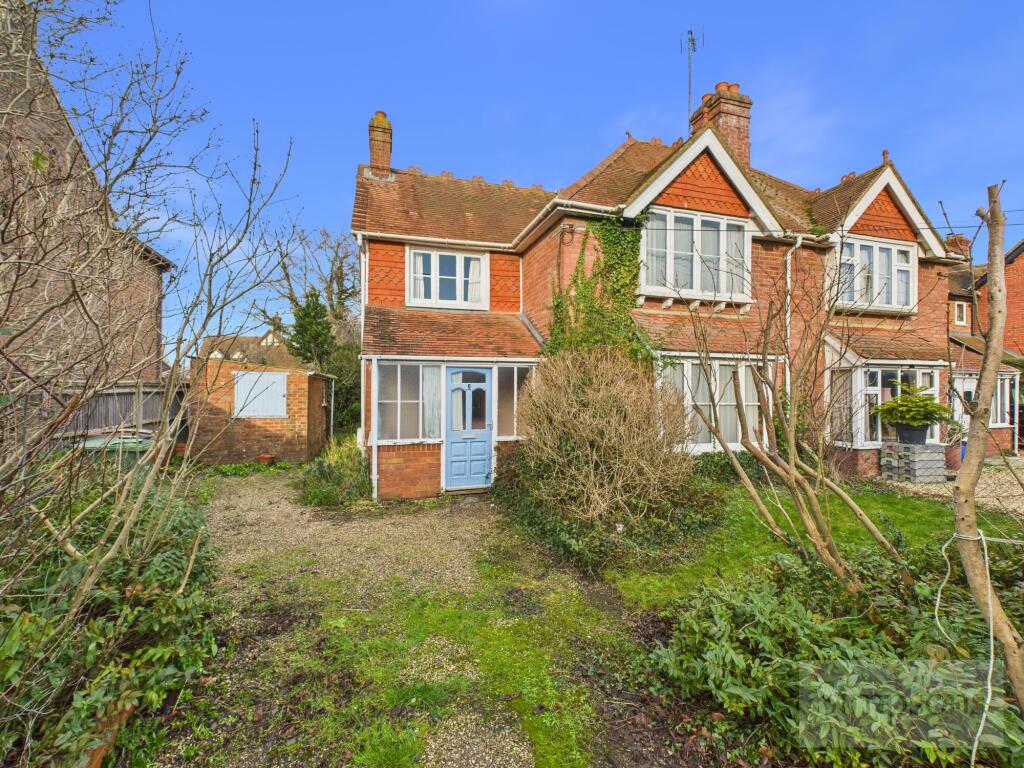 Main image of property: Challow Road, Wantage, OX12