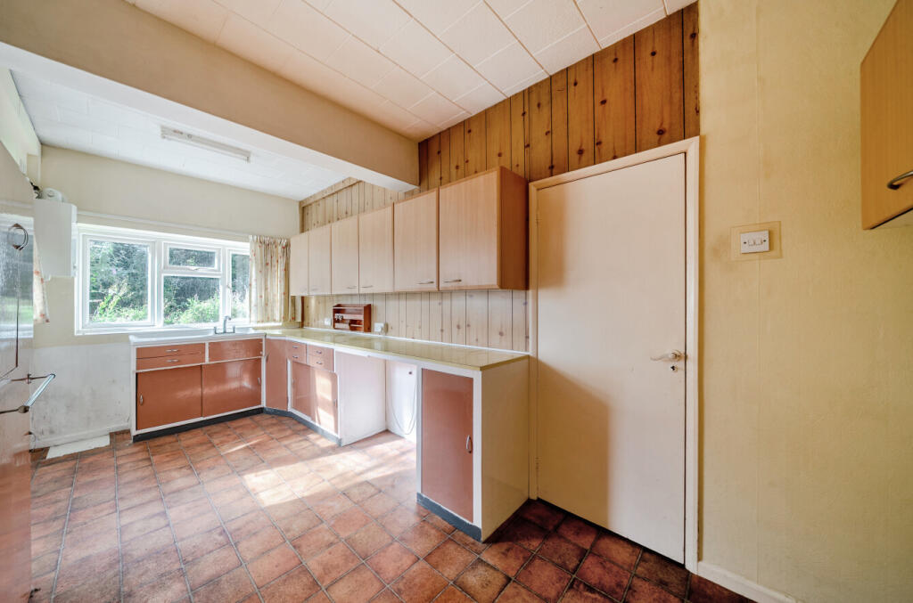 Newling Way, High Salvington, Worthing, West Sussex, BN13 photo 4