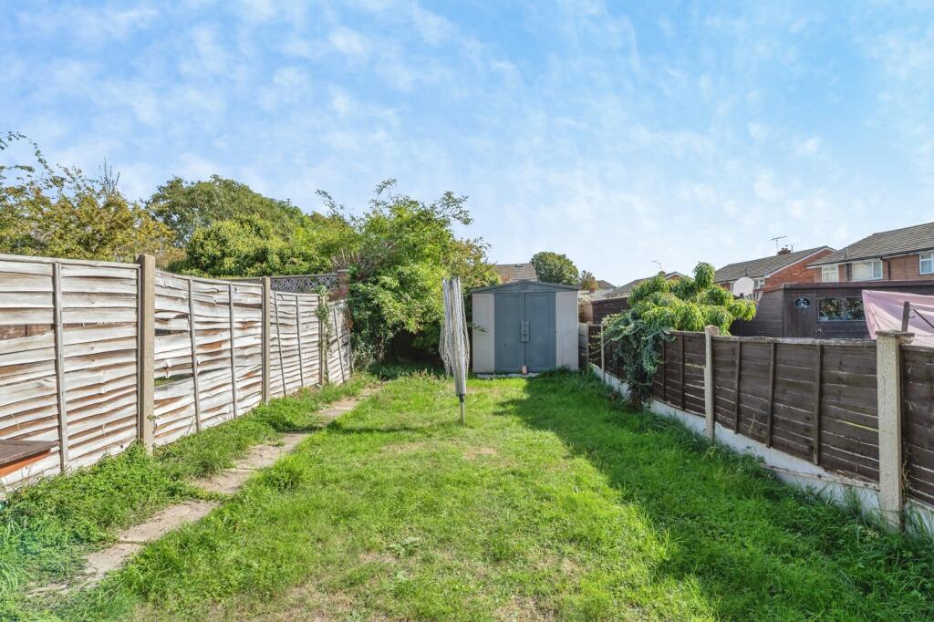 House in Grays, Little Thurrock - View 4
