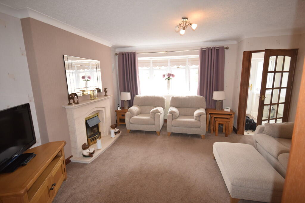 Whitebeam Gardens, Barrow-in-Furness photo 4