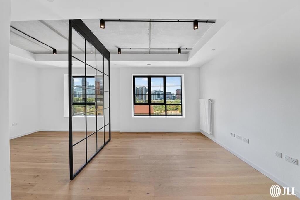 Studio flat on Goodluck Hope Walk London E14, £419,000