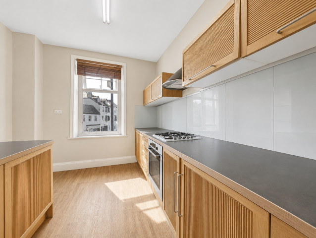 Apartment in North Tyneside, North East - View 4