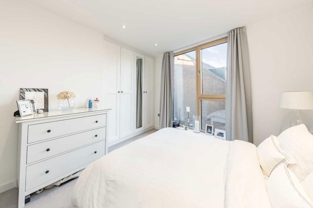 Apartment in London - View 4
