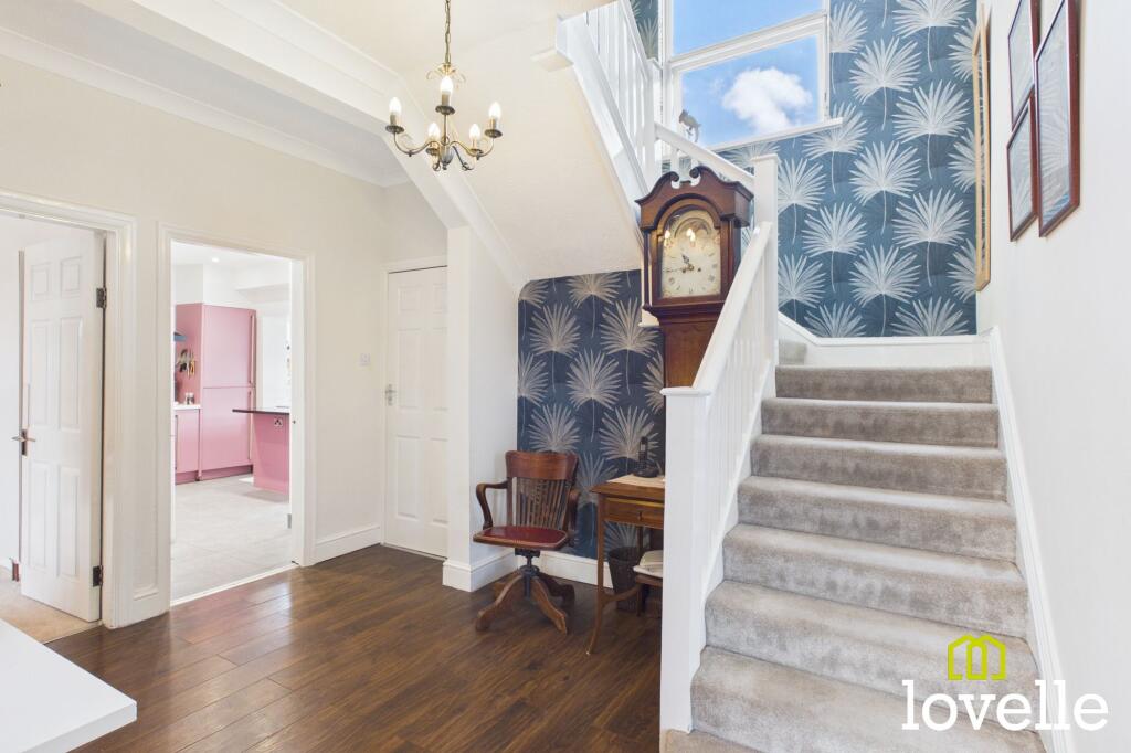 House in Cottingham, New Village, East Riding of Yorkshire - View 2