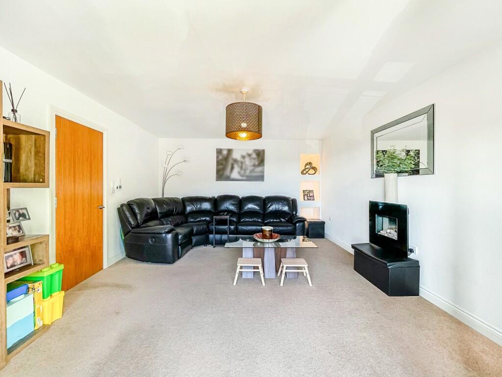 House in Kirklees, West Yorkshire - View 5