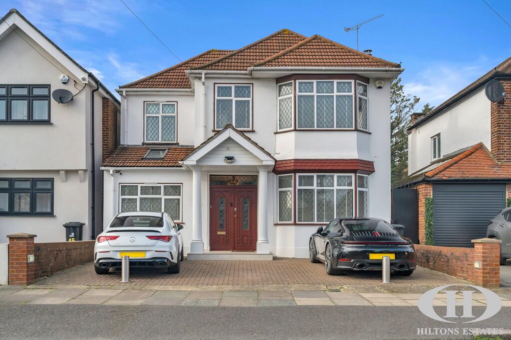 Main image of property: Shaftesbury Avenue, Southall
