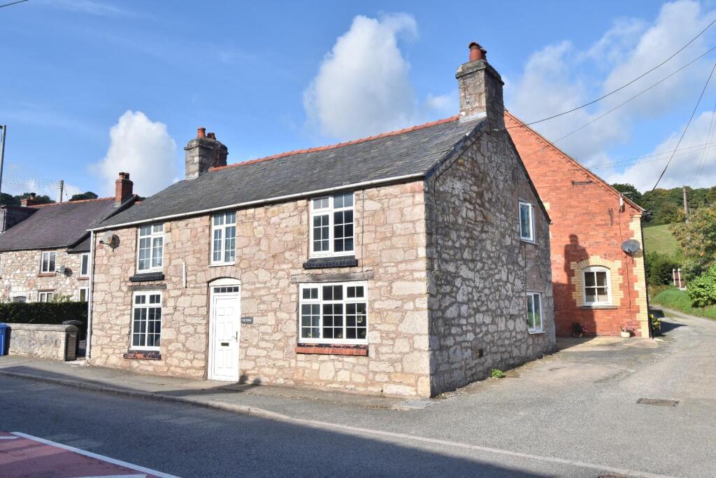 Main image of property: Pwllglas, Ruthin