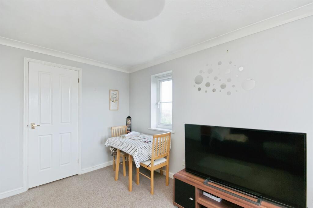 Apartment in Rother, Bexhill-on-Sea - View 5