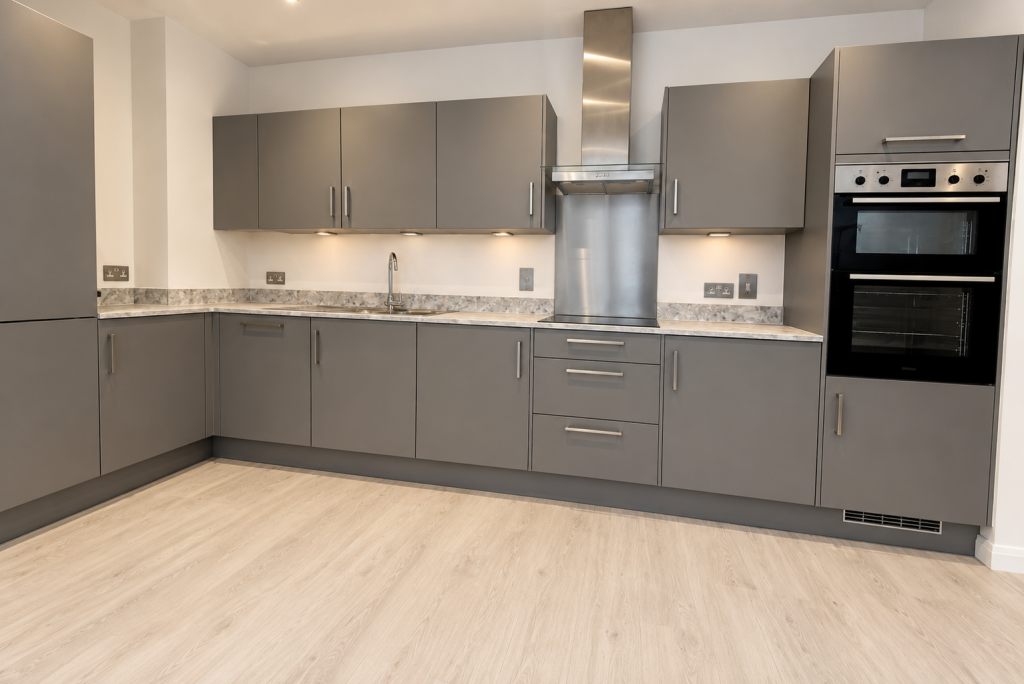Apartment in Ilford - View 4