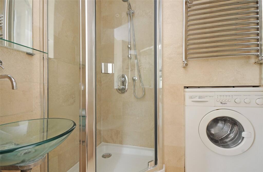 House in London, City of Westminster - View 5