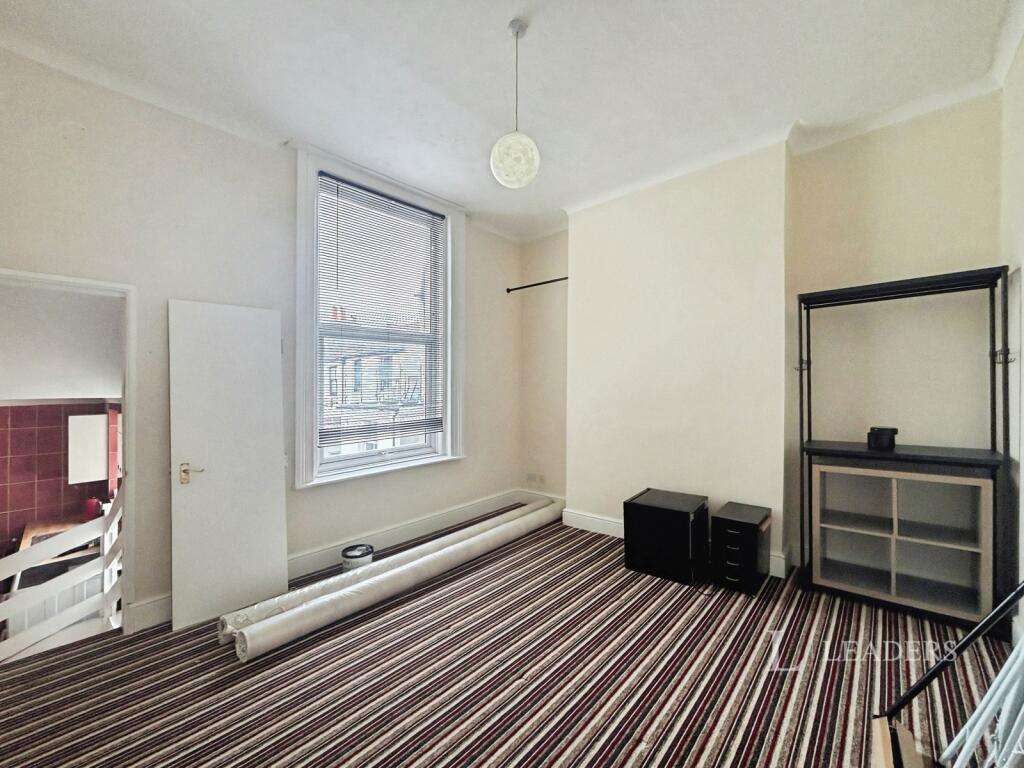 House in Brighton - View 2