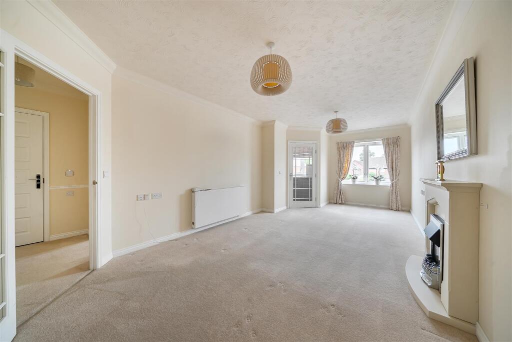 Apartment in Newbury, Speenhamland - View 2