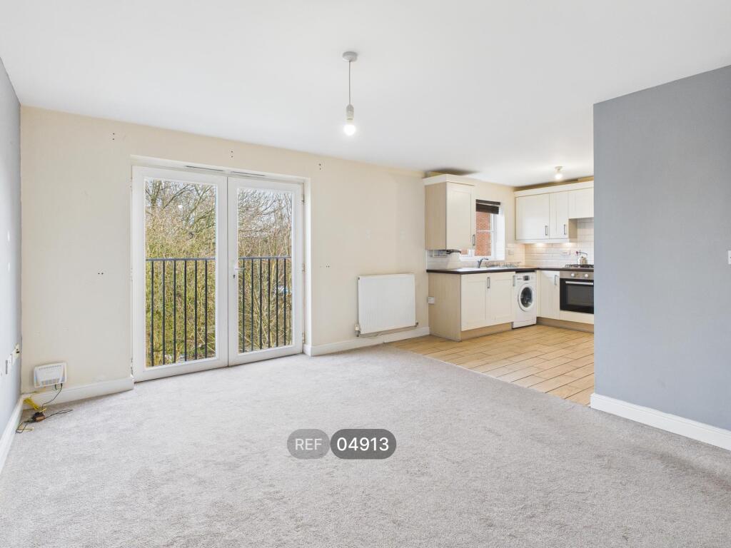 Apartment in Hull - View 2