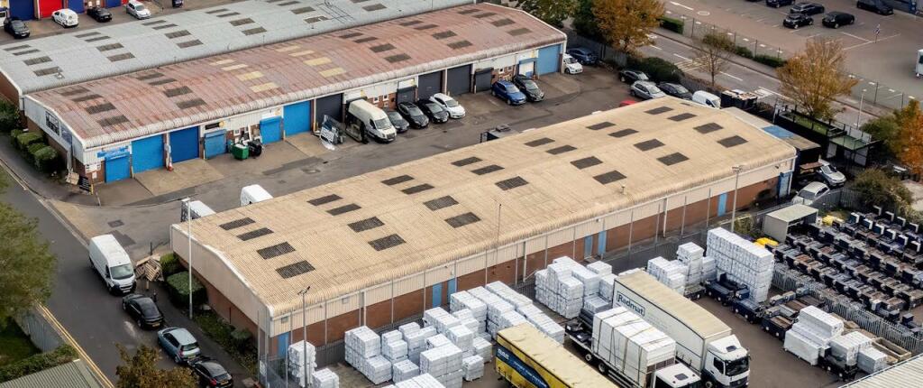 Main image of property: 26-28 Adler Industrial Estate, Betam Road, Hayes, UB3 1ST