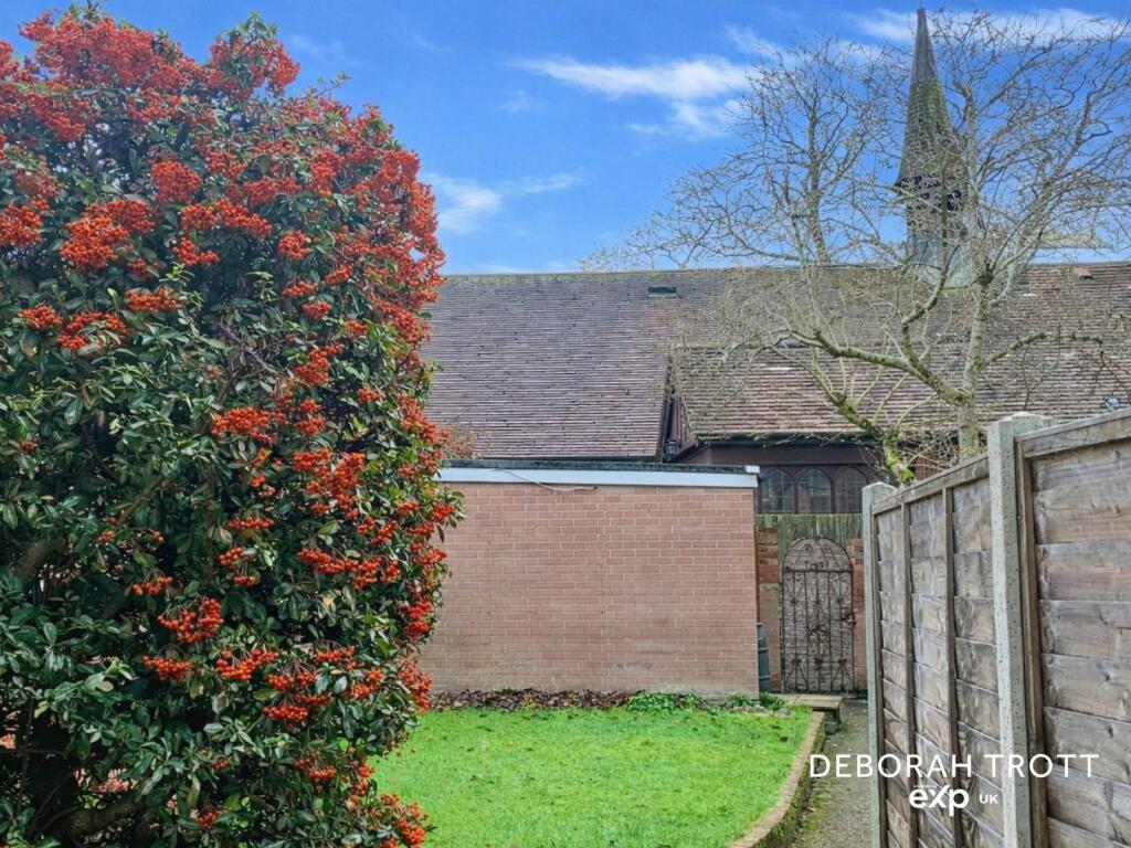 House in Tonbridge - View 2