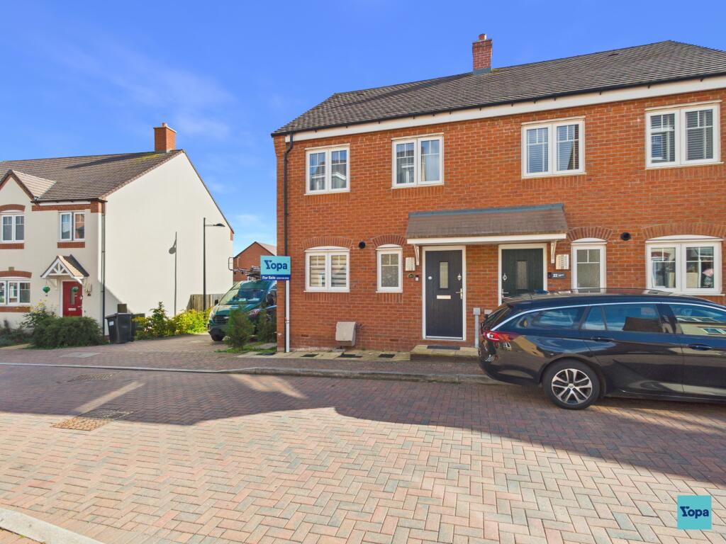 3-bed semi-detached on Monksmoor Road, Telford, TF4, £250,000