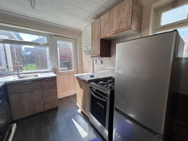 Main image of property: Cheviot Road, Luton, Beds