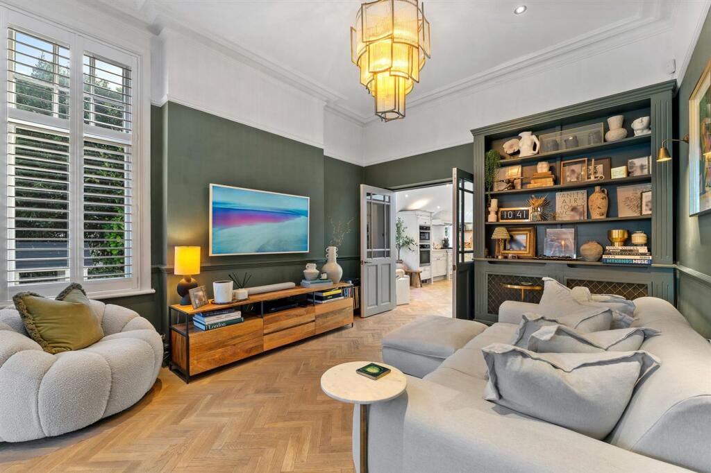 House in Stockport - View 4