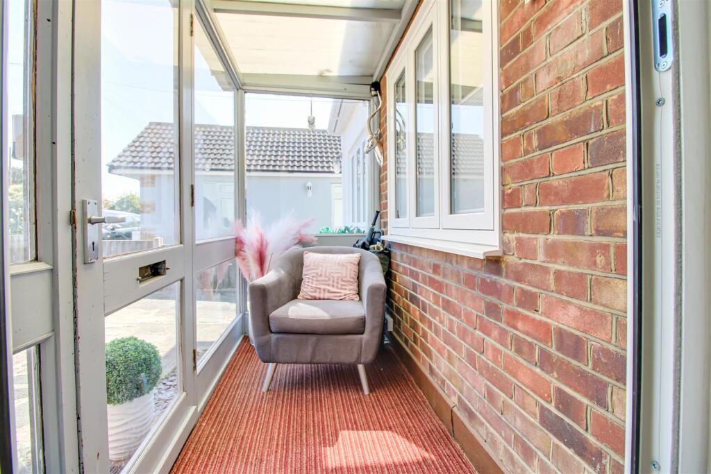 House in Southend-on-Sea - View 5