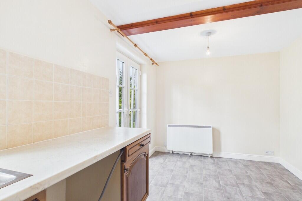 House in Lancaster - View 5