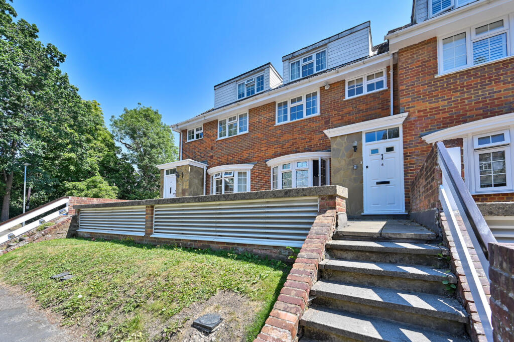 Main image of property: Fairlawns, Watford, WD17