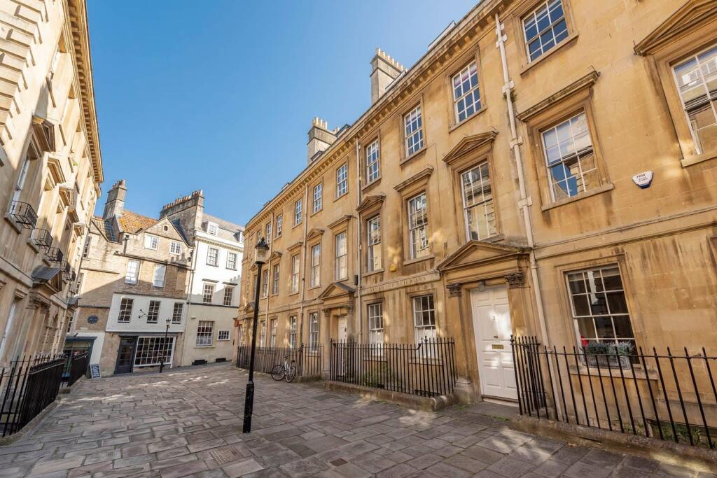 North Parade Buildings, Bath