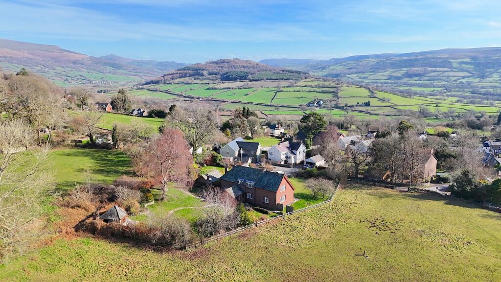 Bwlch, Brecon, Powys. photo 2
