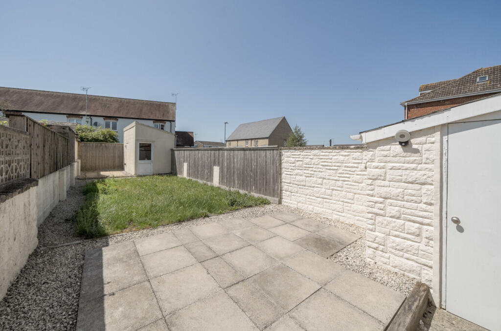 House in Purton, Widham - View 4