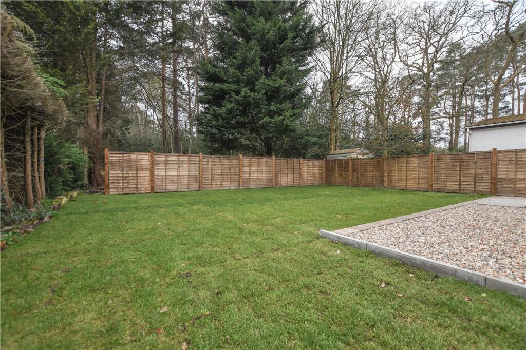 Pinewood Caravan Park, Wokingham, Berkshire, RG40 - View 3