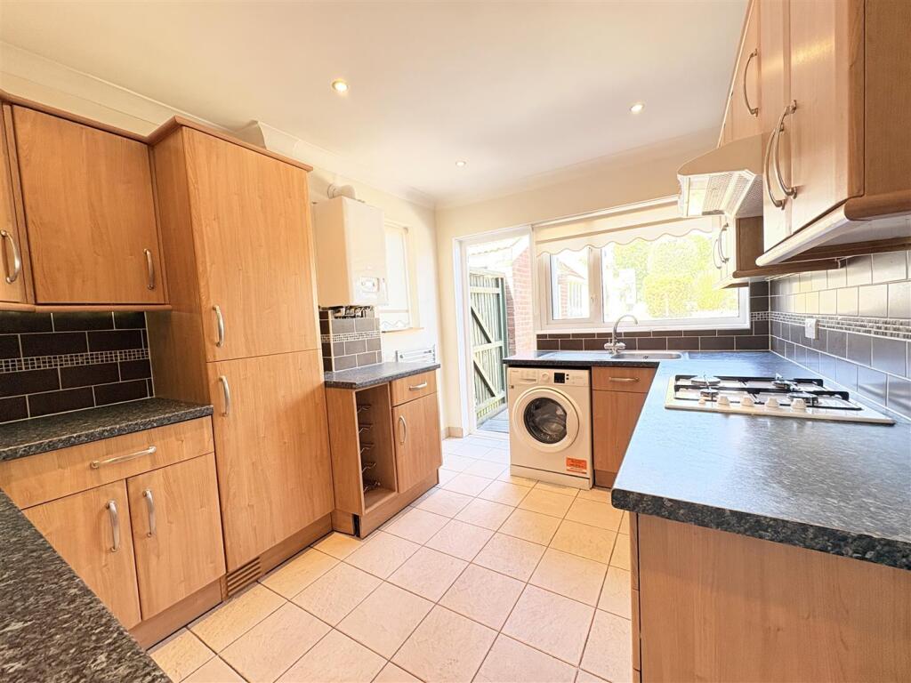 House in Fareham, Hampshire - View 4