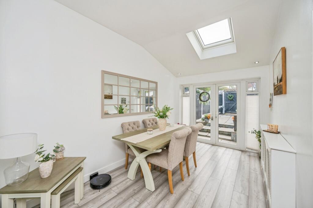 House in Tamworth, Staffordshire - View 4