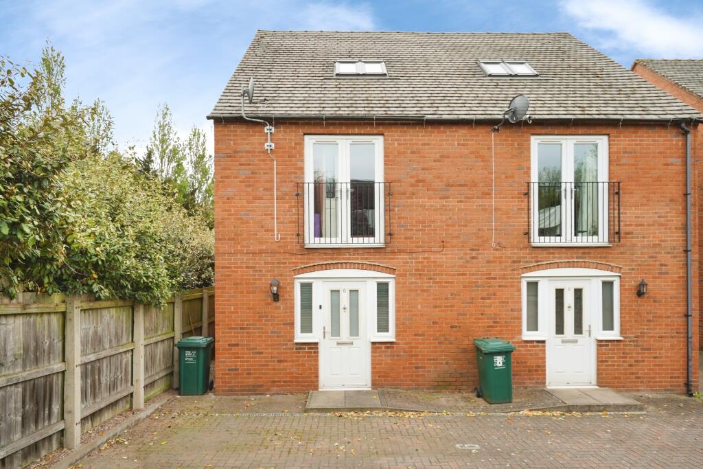 Main image of property: Appleby Glade, Swadlincote, DE11