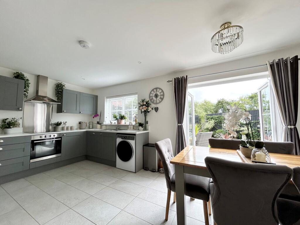 House in Preston - View 4