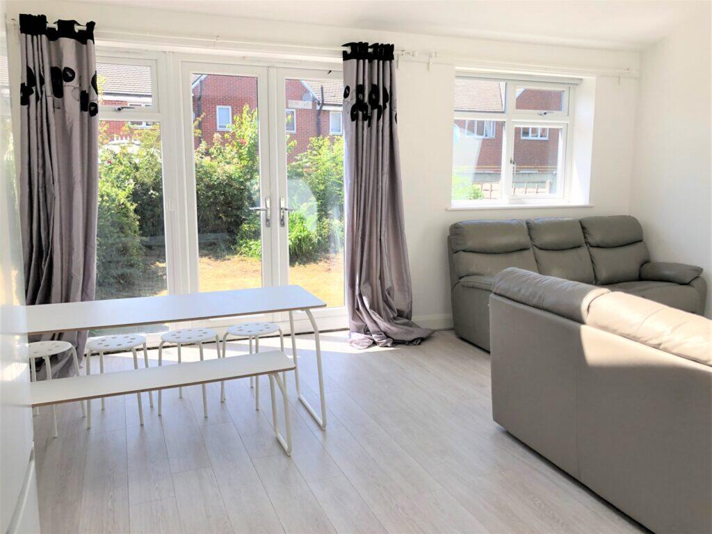 House in Manchester, Withington - More