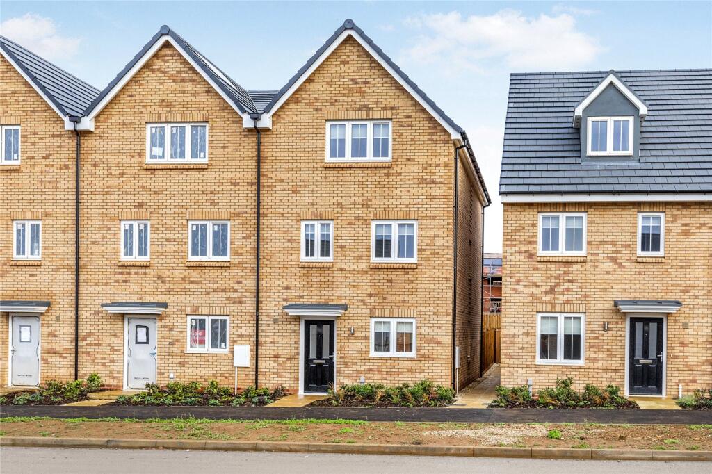 Main image of property: Waverley Drive, Wellingborough, Northamptonshire, NN8