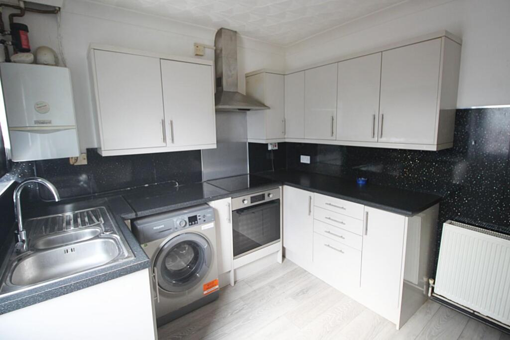 House in Southampton - View 4