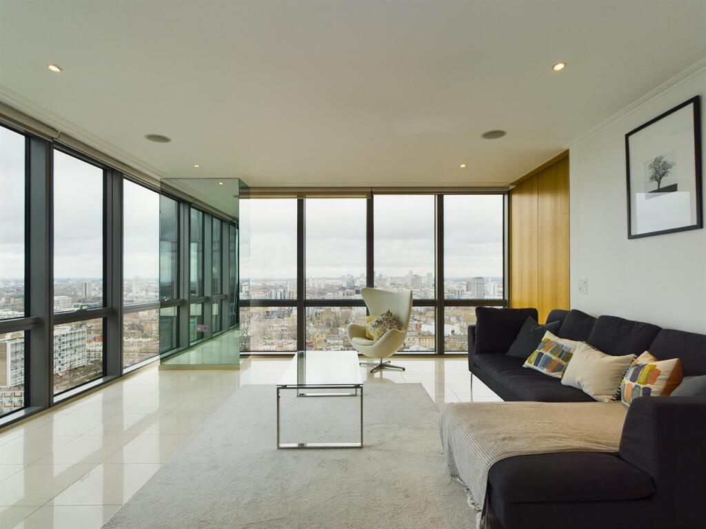 Main image of property: 1 WIQ, 26 Hertsmere Road, Canary Wharf, London