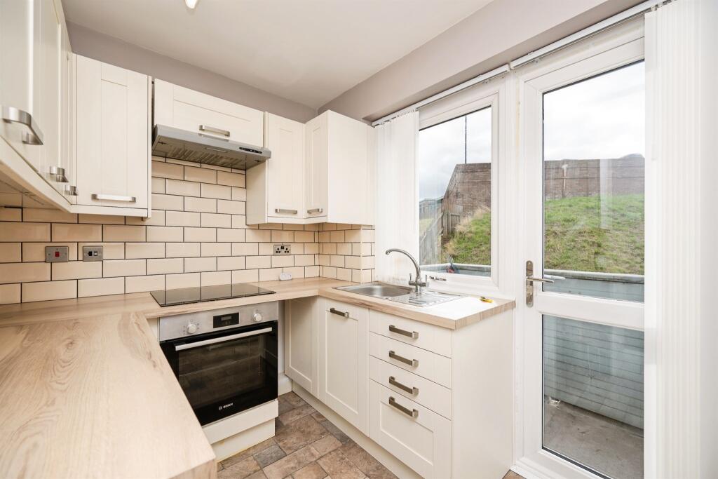 Apartment in Sandwell, West Midlands - More